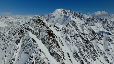 Revelando-Lentamente-El-Imponente-Glaciar-Kaunertal-En-Los-Alpes-Austriacos