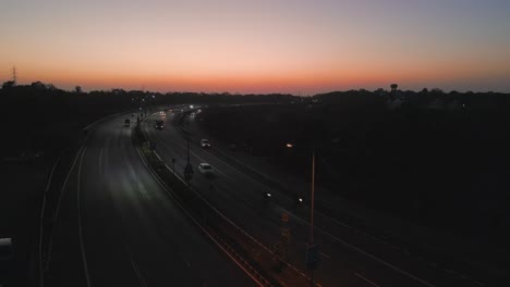 Goa-Nach-Panjim-Highway-Nachtdrohnenansicht-In-Goa-Indien