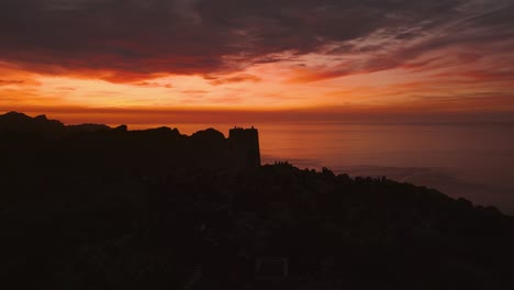 Albercutx-Wachturm-Epischer-Sonnenuntergang,-Insel-Es-Colomer,-Kap-Formentor,-Mallorca,-Spanien