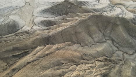 Luftaufnahme-Schroffer-Geografischer-Formationen-In-Der-Nähe-Von-Utah