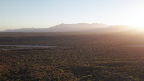 Barren-deserted-Mexican-landscape-at-sunset