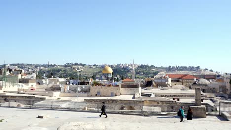 Jerusalem-Dome-of-the-Rock-and-Western-Wall-,-high-view-from-Jerusalem-Old-City-Al-Aqsa-Mosque-and-Jewish-Kotel