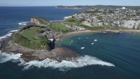 Aerial-View-Of-Terrigal-Point-And-Beach---The-Skillion-Lookout-In-Terrigal,-NSW,-Australia