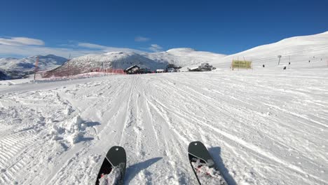 Downhill-skiing-at-Myrkdalen-Alpine-Ski-Resort,-Norway