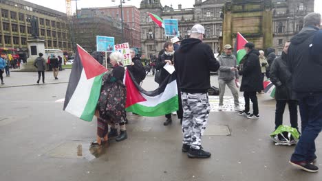 Pro-Palästina-Anhänger-Bei-Einem-Anti-Rassismus-Protest-In-Glasgow