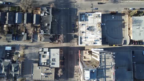 Luftaufnahme-Des-Innerstädtischen-Missionsviertels-Von-Calgary-An-Einem-Frühen-Frühlingsmorgen