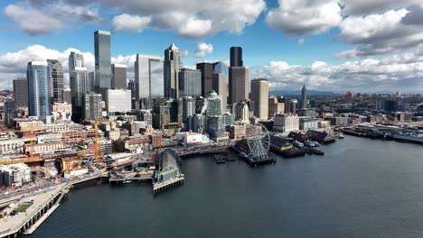 Aerial-View-Of-Downtown-Seattle-Beside-Elliot-Bay