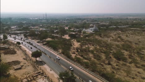 Road-of-Jaisalmer-city---Desert-of-Rajasthan,-India