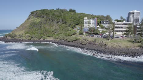 Scenic-Landscape-Of-Burleigh-Heads-National-Park-In-Queensland,-Australia---aerial-drone-shot
