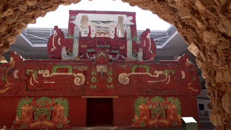 Prächtiger-Rosalila-Tempel-In-Copan
