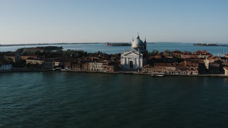 Aerial-view-of-Chiesa-del-Santissimo-Redentore,-a-Catholic-church-in-Venice,-Italy