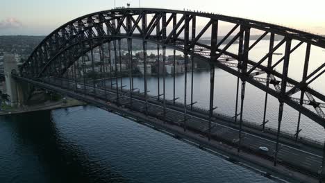 Sonnenaufgang-In-Der-Nähe-Der-Sydney-Harbour-Bridge
