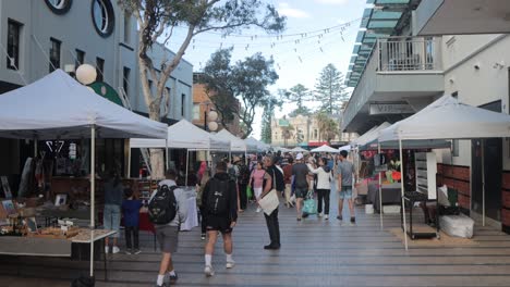 Sydney-Road-Stalls-at-Manly-markets-in-Sydney,-Australia