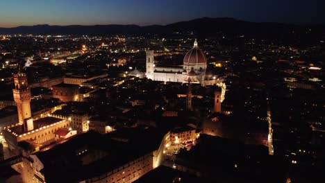 Florenz,-Italien,-Blick-Auf-Die-Kathedrale-Von-Florenz-Bei-Nacht