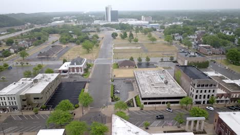 Downtown-Michigan-City,-Indiana-with-drone-video-moving-sideways