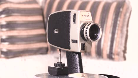 Bauer-C1M-Super-8mm-video-Camera-Turntable-battery-Disposal-Old-Technology-15-36mm-build-in-lens-Fast-motion-Speed-up-BG