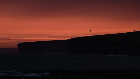 Scotland-Sunrise-over-cliffs