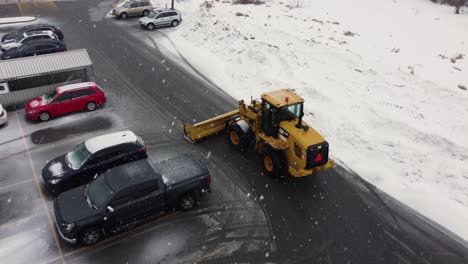 Tractor-De-Maquinaria-Pesada-Quitanieves-Limpia-Aceras-Y-Estacionamientos-En-Canadá