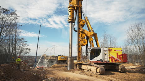 Hydraulische-Hochleistungsbohrmaschine,-Die-Auf-Der-Baustelle-Arbeitet