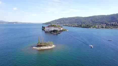 Aerial-view-of-beautiful-and-picturesque-Isola-Bella-in-Stresa,-Italy