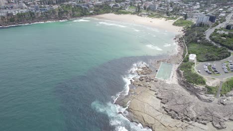 Natural-Oasis-At-Sydney's-Freshwater-Rockpool-And-Lookout
