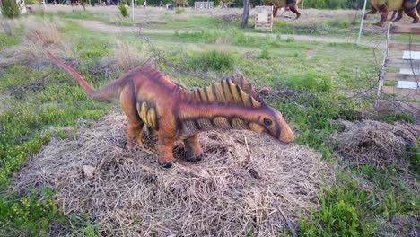 Parque-Prehistórico-En-Meadowmere-Park-En-Grava-Texas-Con-Amargasaurus