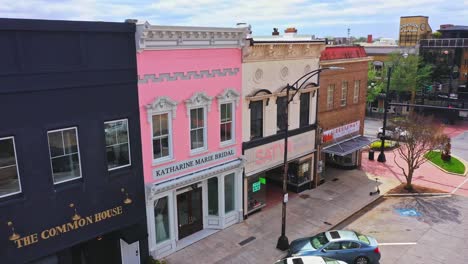 Building-with-a-pink-facade-in-Anderson,-South-Carolina