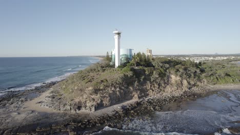 Lighthouse-On-Rocky-Headland-Of-Point-Cartwright-In-Sunshine-Coast,-QLD,-Australia