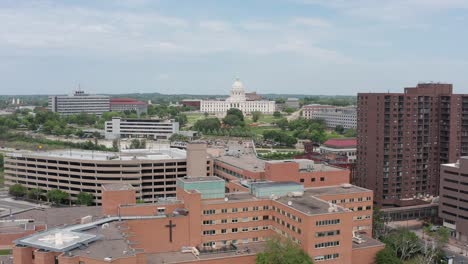 Super-wide-rising-aerial-shot-of-the-Minnesota-State-Capitol-building-in-Saint-Paul,-Minnesota