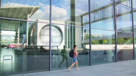 Reflection-of-Futuristic-Paul-Löbe-Haus-in-Berlin-Government-District