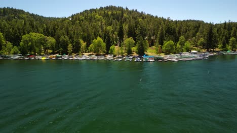 Beautiful-birds-eye-view-over-Lake-Arrowhead-on-a-gorgeous,-glistening-summers-day