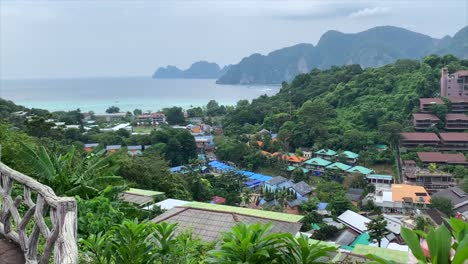 View-point-on-top-of-hill-over-Koh-Phi-Phi
