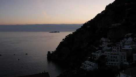 Zeitraffer-Sonnenuntergang-Der-Wunderschönen-Amalfiküste-In-Positano