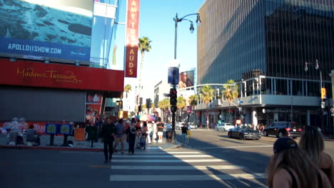 Hollywood-Blvd-En-N-Orange-Dr-Mirando-Hacia-El-Este