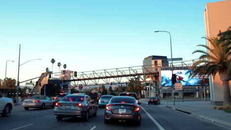 Lankershim-Blvd-Am-Universal-City-Plaza