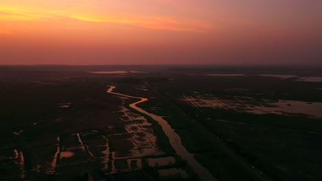 Reisfelder-Und-Bach-Bei-Sonnenuntergang-In-Vasai,-Maharashtra,-Indien