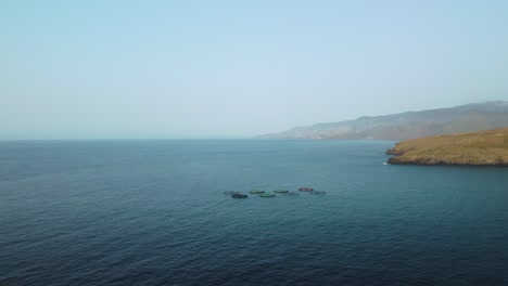 Drohnenansicht-Der-Meereslandschaft-Auf-Der-Insel-Madeira,-Portugal