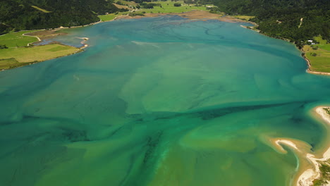 A-beautiful-coastline-of-Wainui-Bay,-New-Zealand