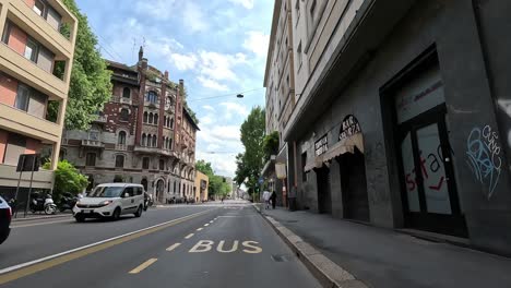 La-Bicicleta-En-La-Ciudad-De-Milán-Es-La-Mejor.