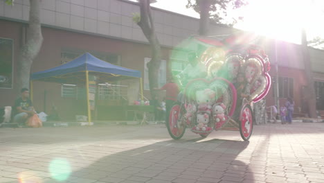 Fancy-hello-kitty-cycle-tuktuk-touristy-ride-at-Malacca-old-town