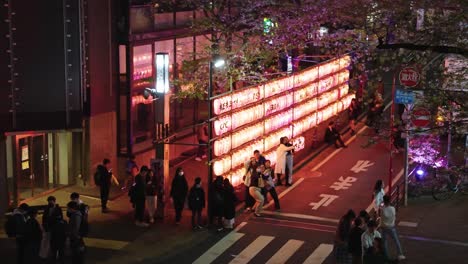 Camino-De-La-Linterna-De-Sakura-En-Shibuya-Tokio-Por-La-Noche