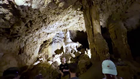 Recorra-El-Parque-Estatal-Florida-Caverns-Cerca-De-Marianna-Florida