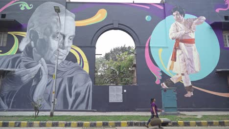 Graffiti,-murals,-and-artwork-on-the-streets-of-open-air-public-art-museums-in-Lodhi-art-district,-New-Delhi