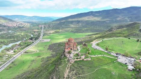 Jvari-Georgian-Orthodox-Monastery-Near-Mtskheta,-Georgia---aerial-pullback
