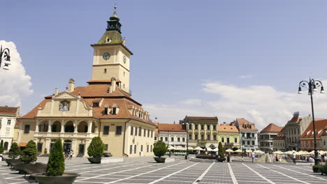 Old-town-square,-Brasov-Romania