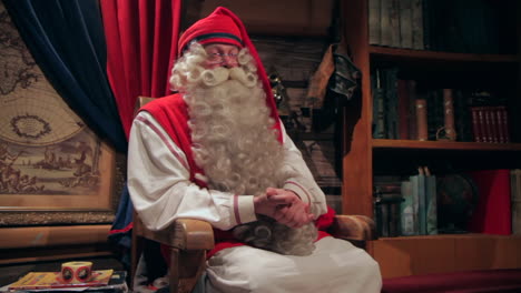 Santa-Claus-continues-his-interview-to-dispel-the-rumors-of-his-fiction-ans-assures-the-viewers-that-he-is-very-much-real