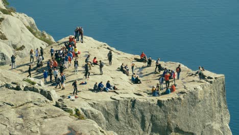 Pulpit-Rock-in-Norway,-600-meters-above-the-Lysefjord