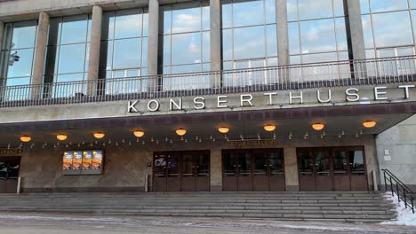 Entrace-of-the-concert-hall-at-Gotaplatsen-in-Gothenburg