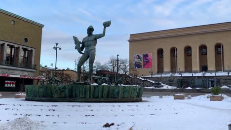 Die-Statue-Poseidon-Am-Gotaplatsen-In-Göteborg