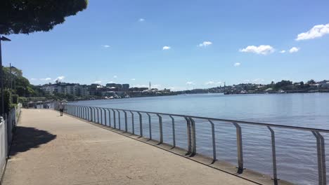 Sendero-Para-Caminar-A-Pie-En-Brisbane,-Australia